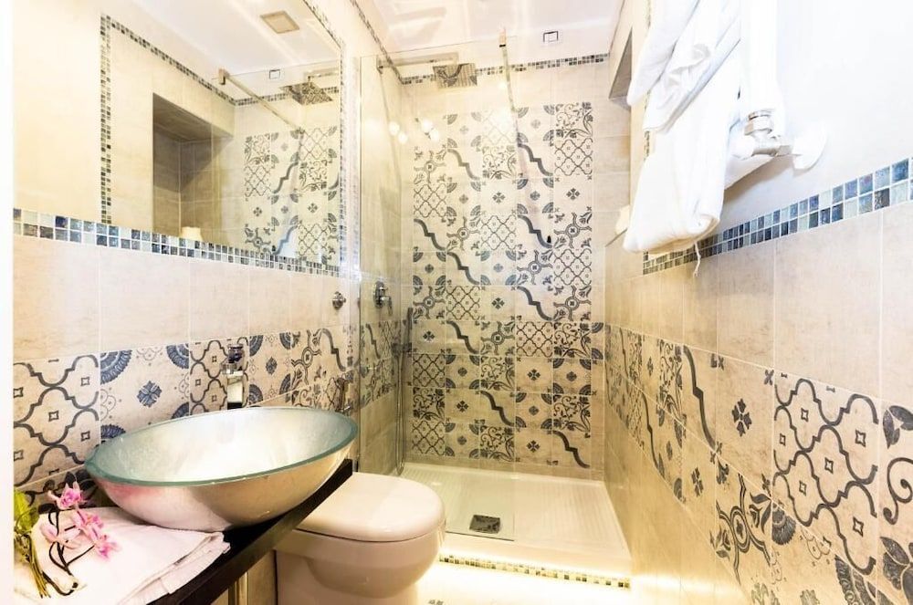 Roma Charming Rooms Economy Room 5