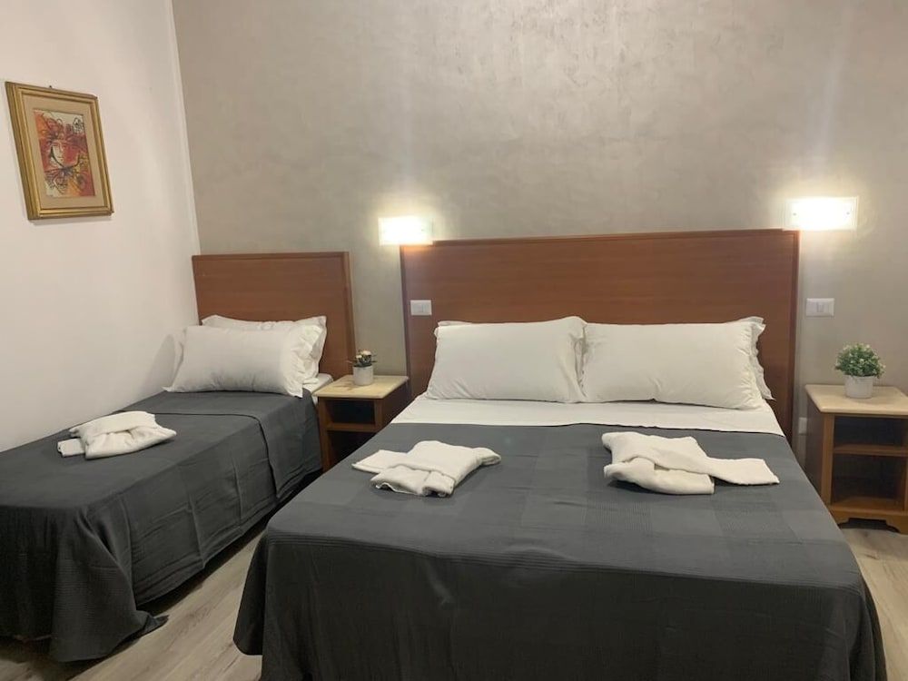 Napoleone Luxury Home Standard Triple Room 2