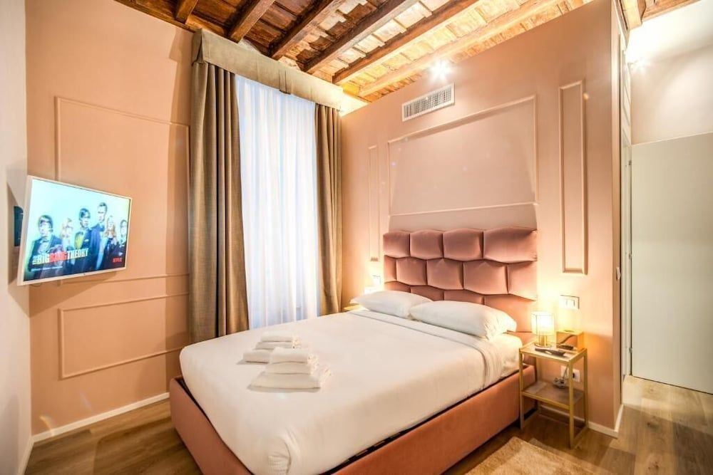 MAGENTA COLLECTION CAPRANICA Superior Room 15