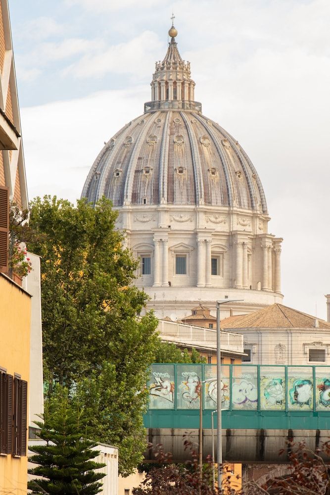 undefined Aurelio Deluxe Rooms 4