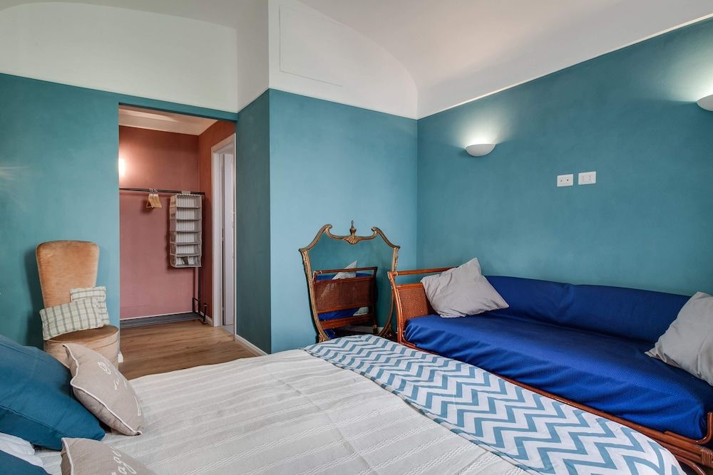 undefined femasuites 10