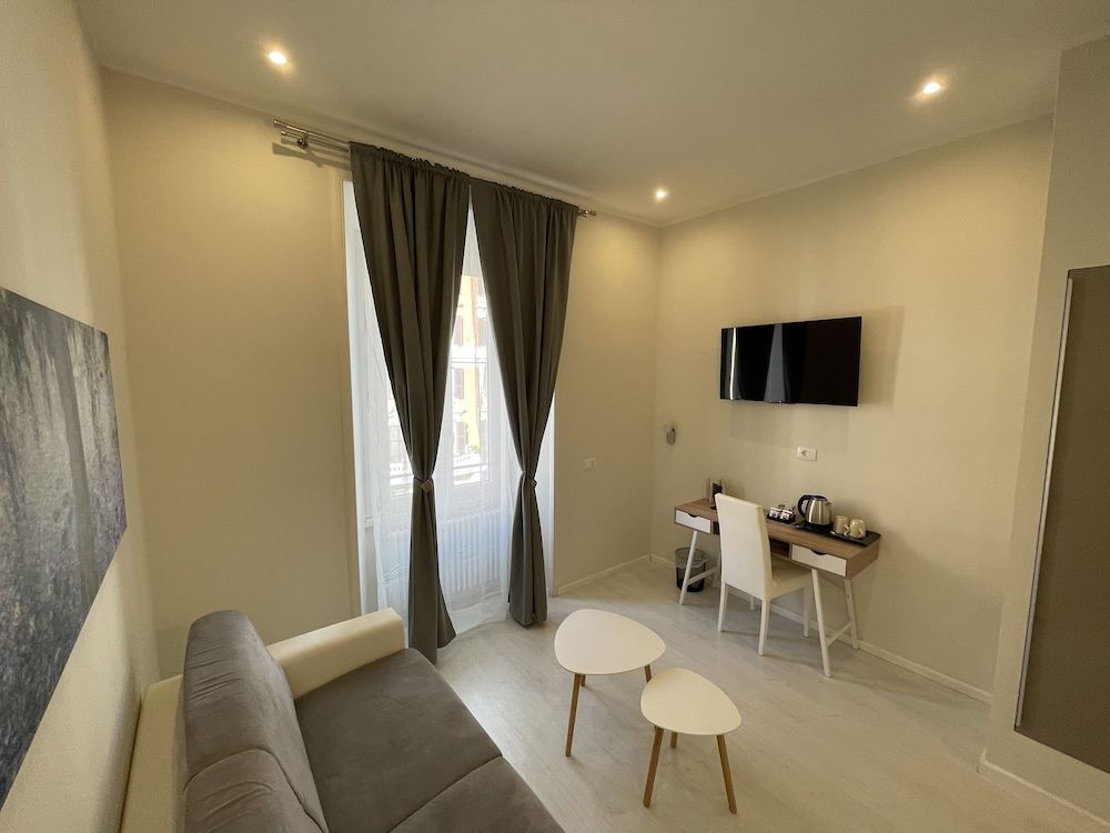 undefined Quintus Luxury Suites 6