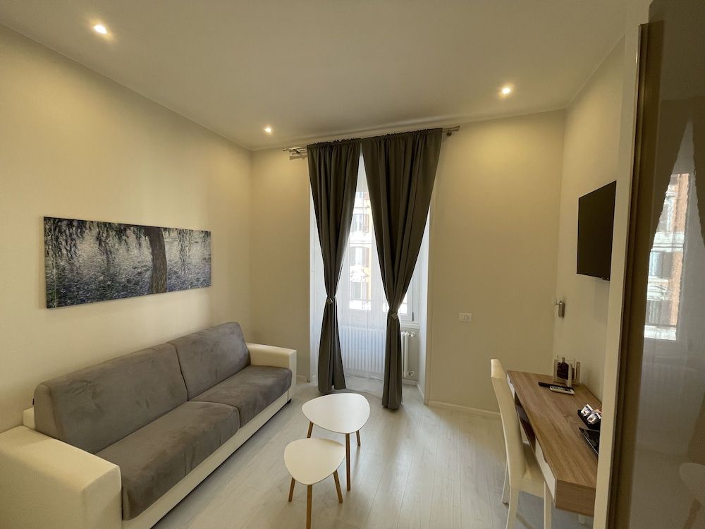 undefined Quintus Luxury Suites 3