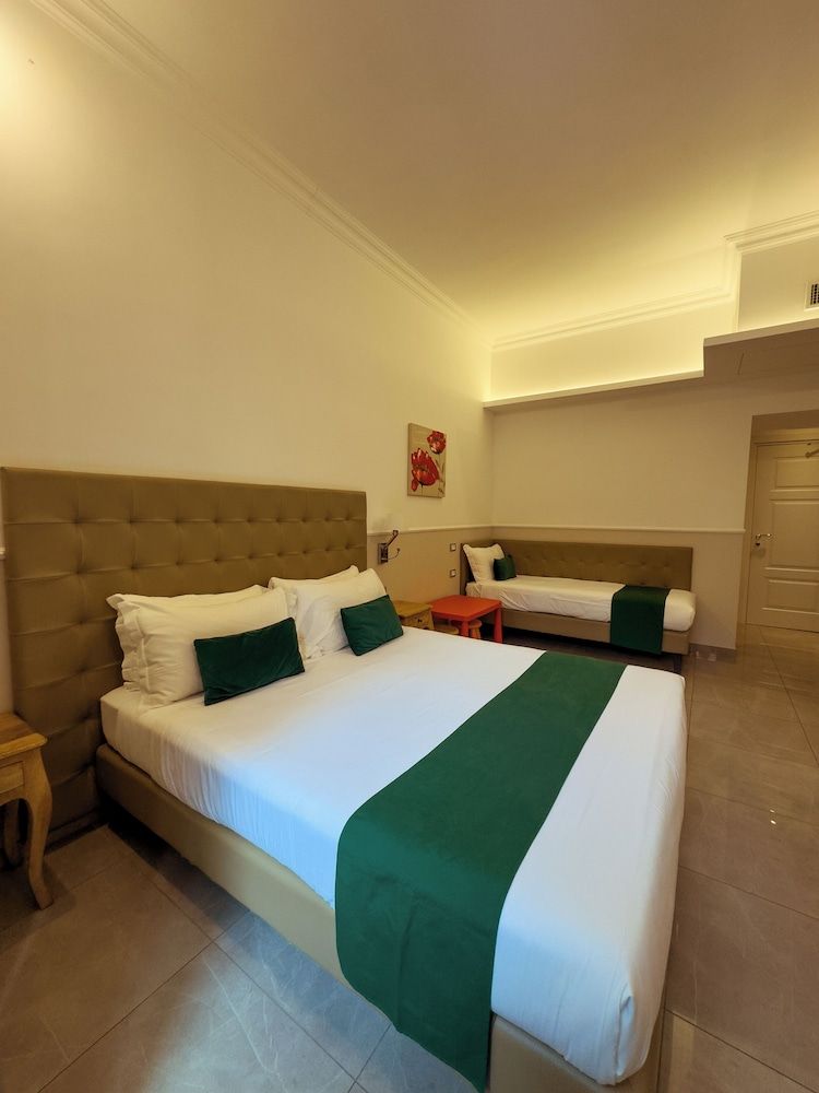 undefined VATICANO LUXURY GUEST HOUSE 5