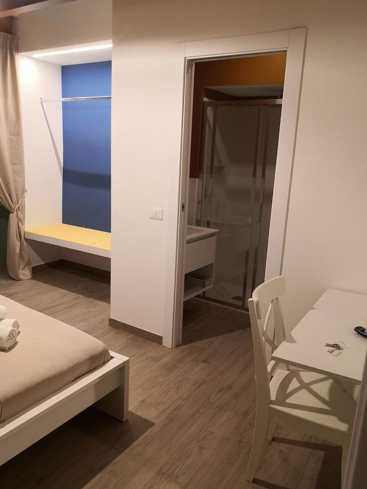 undefined Vatican Italian rooms 8