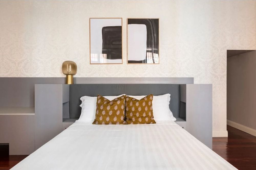 undefined Croce Apartments 8