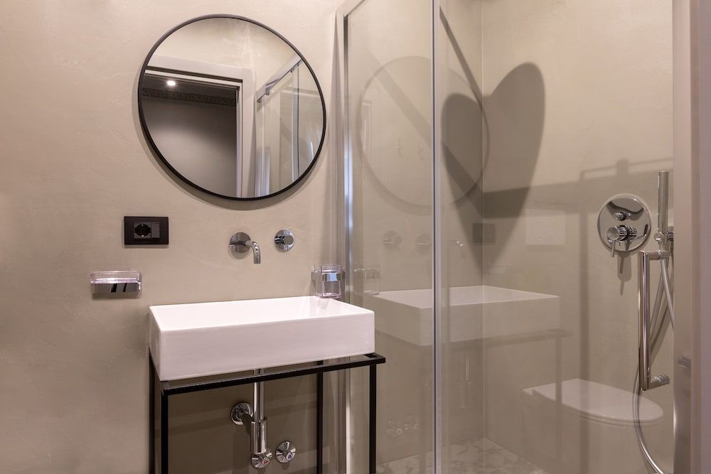 The Couper Colonna Deluxe Double Room 14