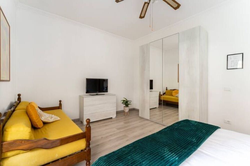 Appia Antica Guest House Family Room, 1 Bedroom 10
