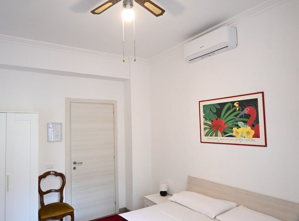 Appia Antica Guest House Standard Double Room, 1 Queen Bed 2
