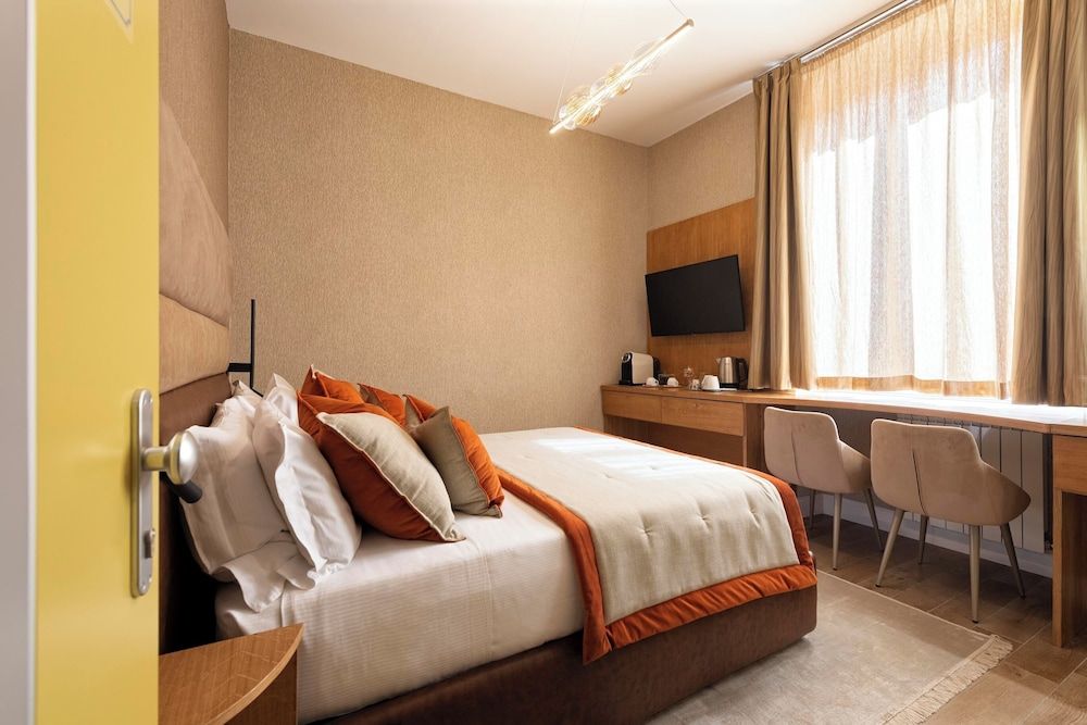 Royal Rooms Corso Classic Double Room 7