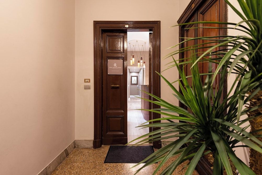 undefined Royal Rooms Corso 7