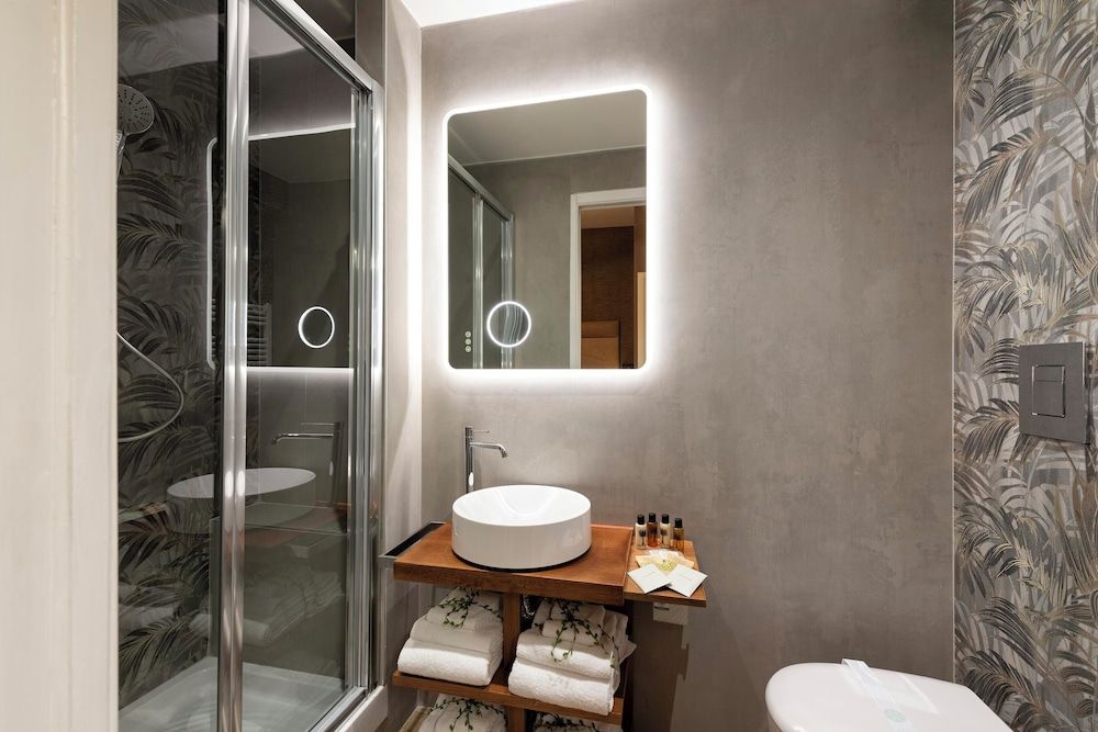 Royal Rooms Corso Classic Double Room 11