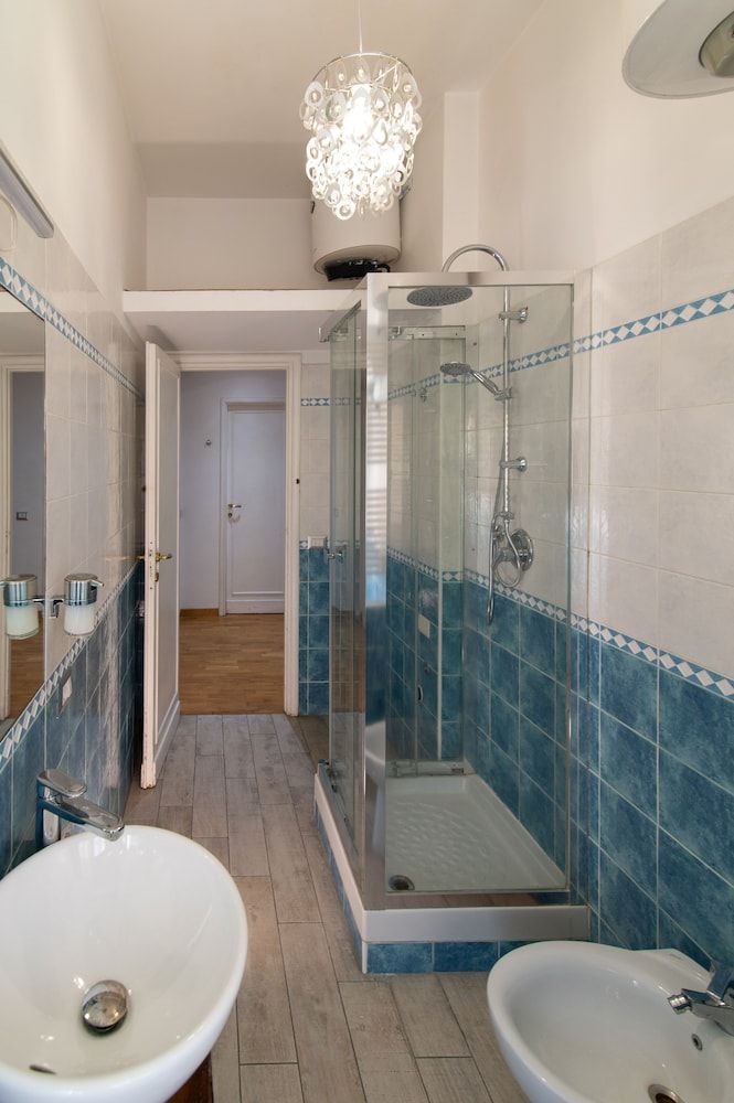 Exa Rooms - Prati Family Room 7