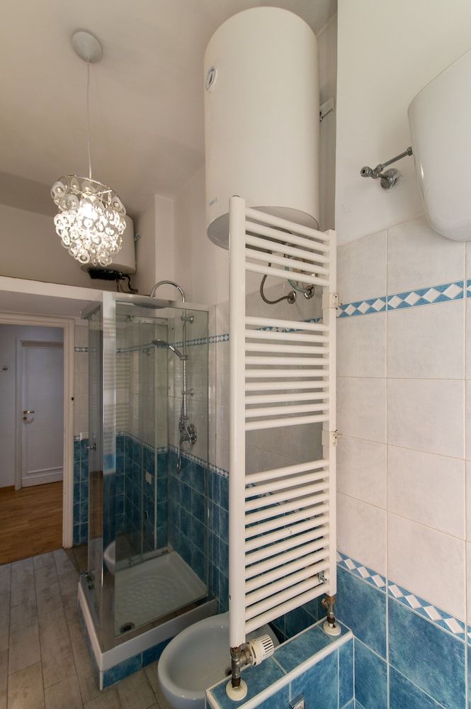 Exa Rooms - Prati Family Room 8