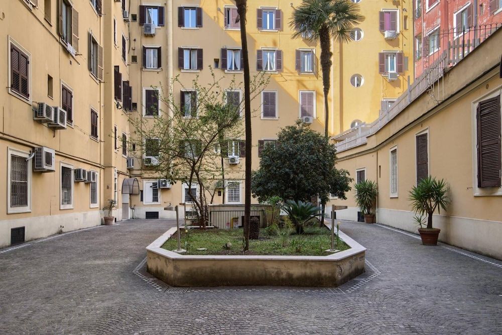 undefined Vatican's Roof 9