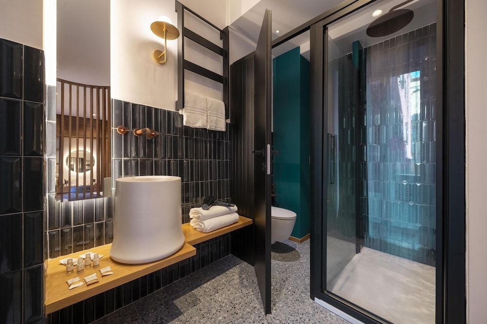 Palazzetto Symphony Deluxe Double Room 11