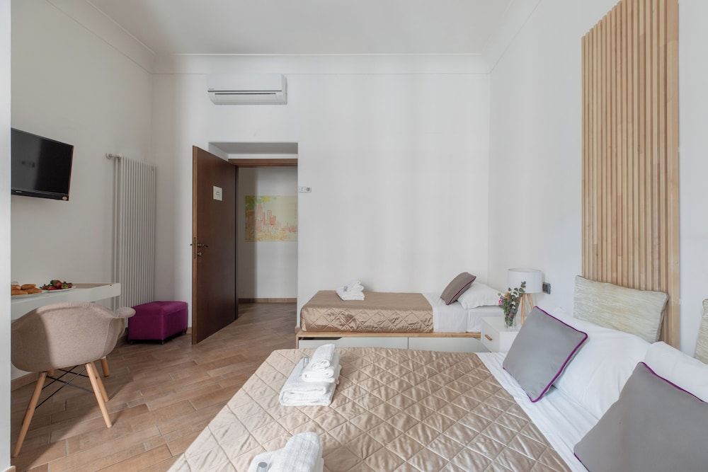 Flaminiarooms City Triple Room
