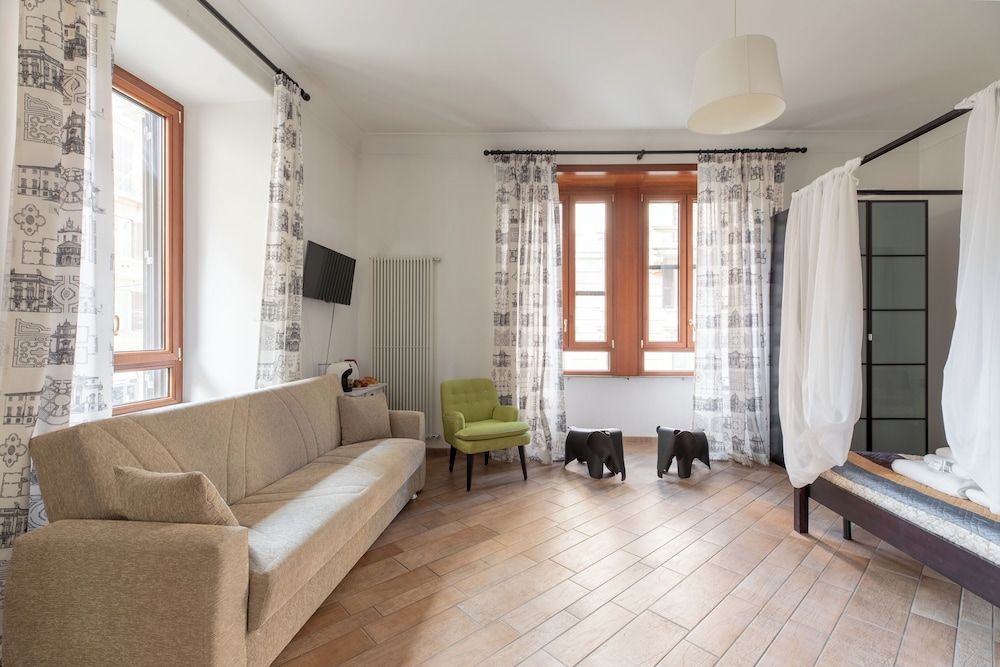 undefined Flaminiarooms 6