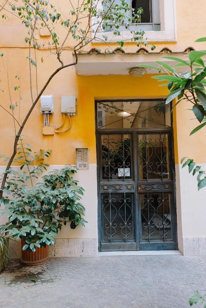 undefined The B Place Cola 3