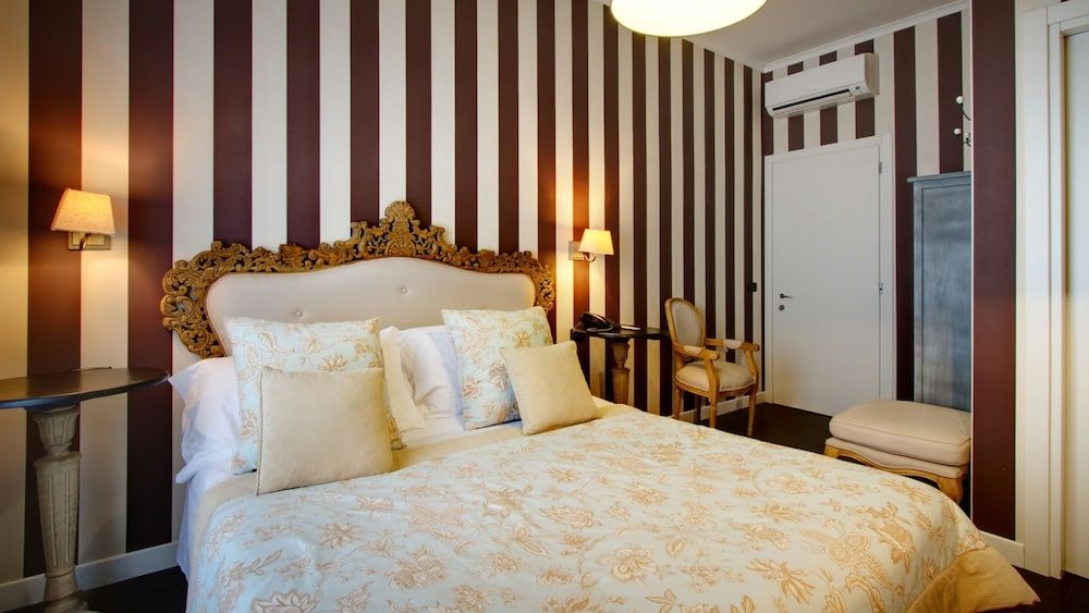 undefined The B Place Ezio 2