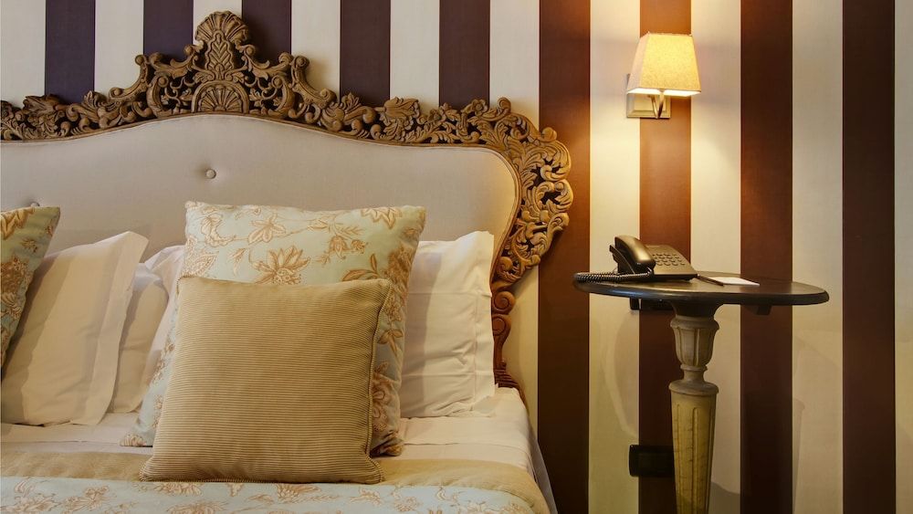 undefined The B Place Ezio 6