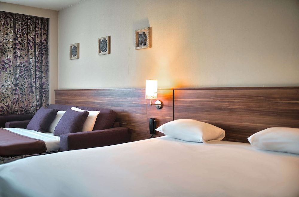 KYRIAD PRESTIGE MULHOUSE - Basel Executive Room, Multiple Beds 5