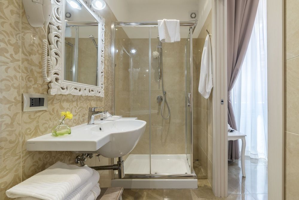 Le Chiavi di Roma Standard Double Room 4