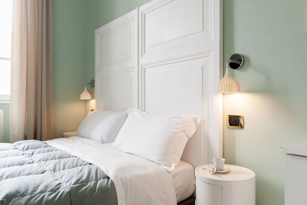 undefined Mybedcavour 2