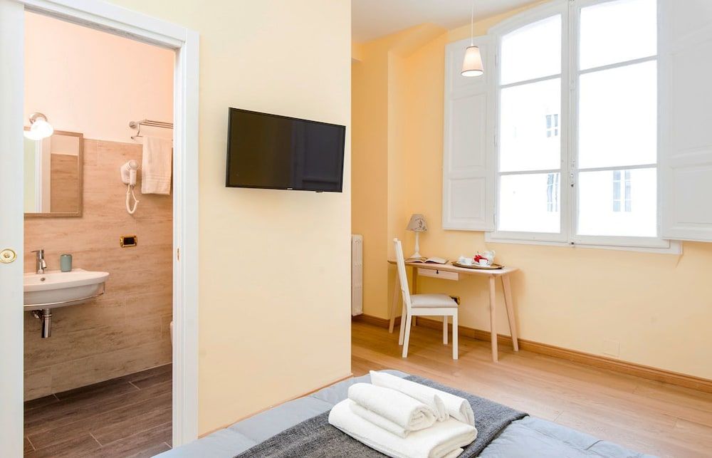 Mybedcavour Double Room 10