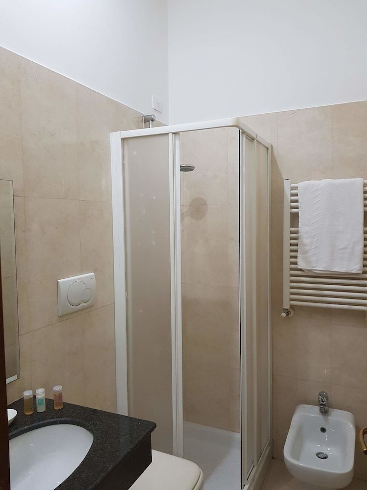 Termini Guesthouse Economy Double Room 4