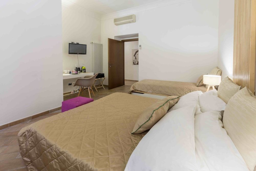 undefined Tridente Rooms 7