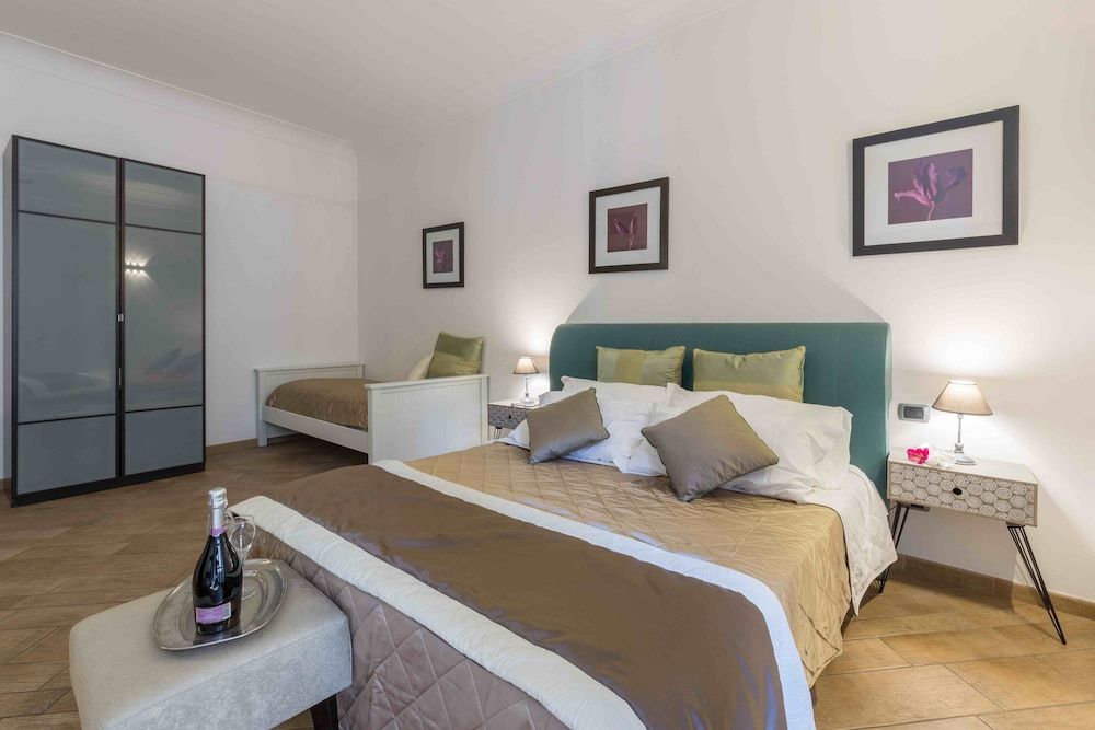 Tridente Rooms Superior Triple Room 2