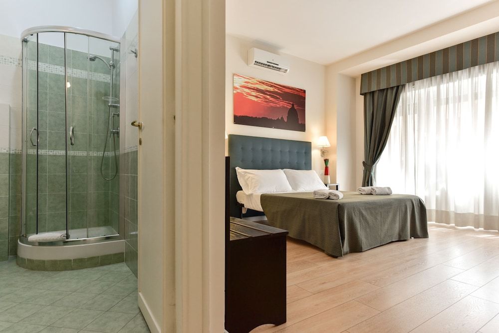 Domus Bella Roma Classic Triple Room 7
