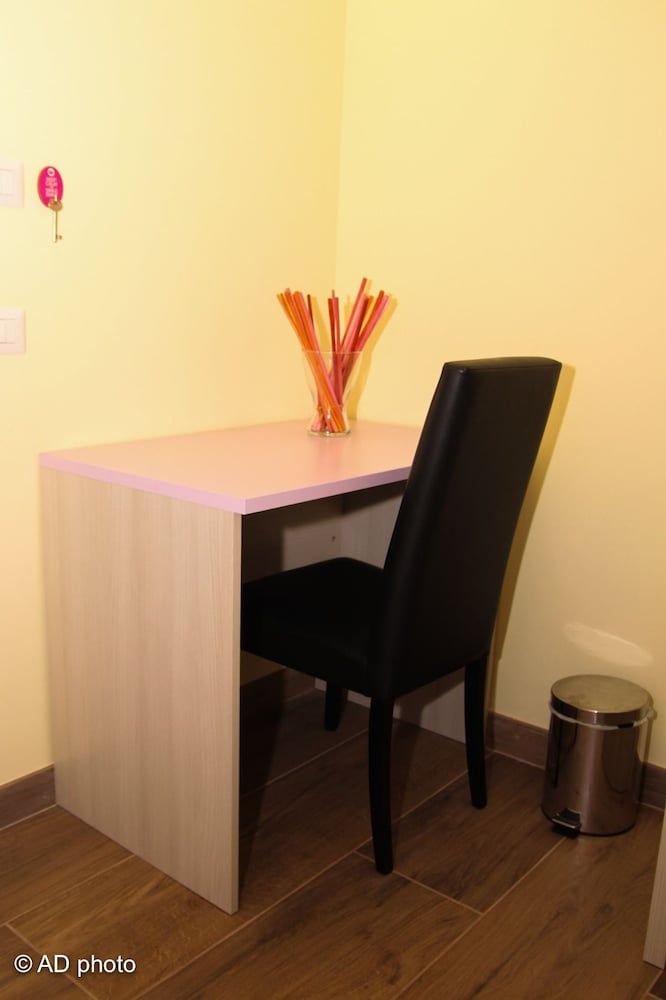 undefined Homesuitehome 8