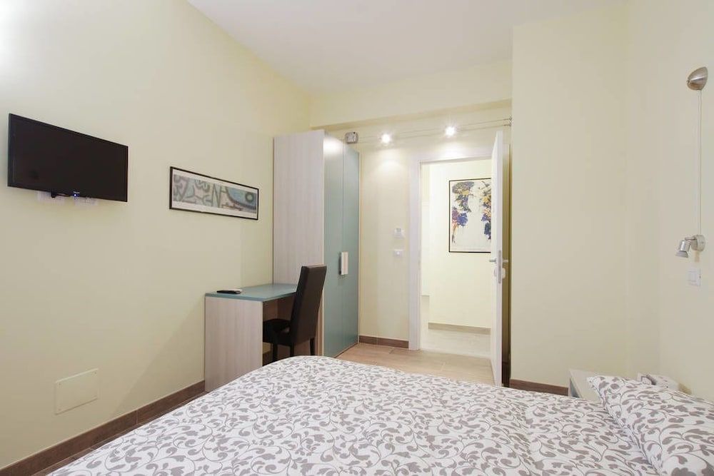 Homesuitehome Double Room, Private Bathroom 2