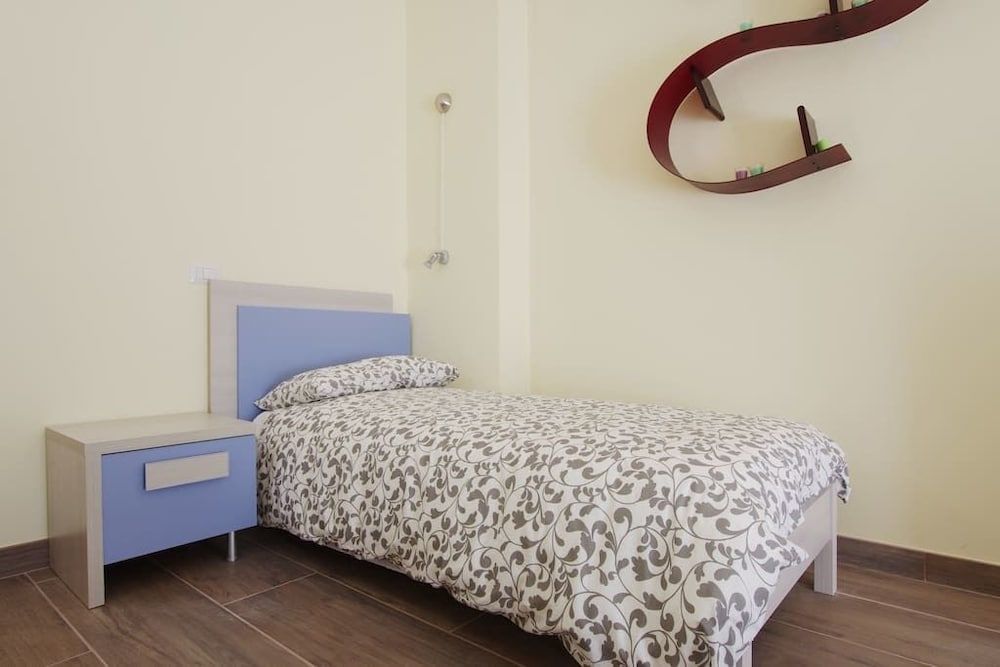 Homesuitehome Triple Room, Private Bathroom 3