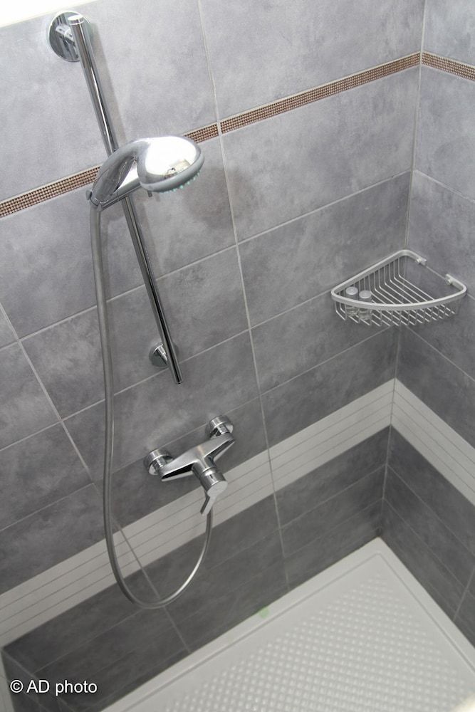 undefined Homesuitehome 6