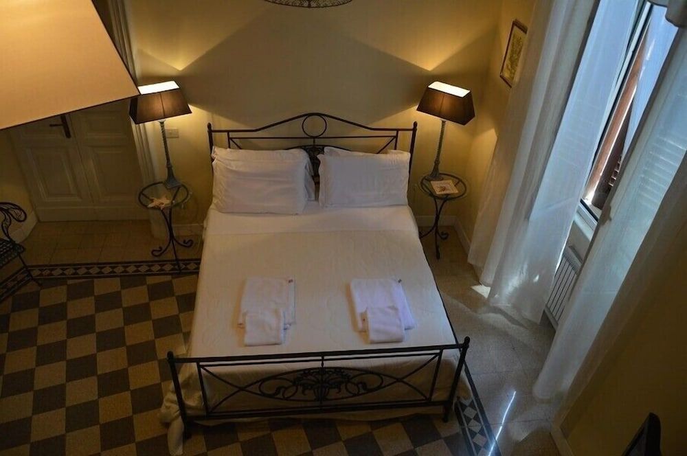 undefined Paola A Trastevere 5