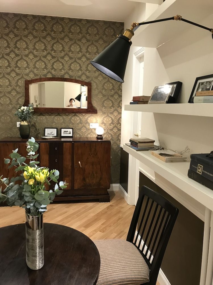 undefined Mia al Pantheon Luxury Suites 4