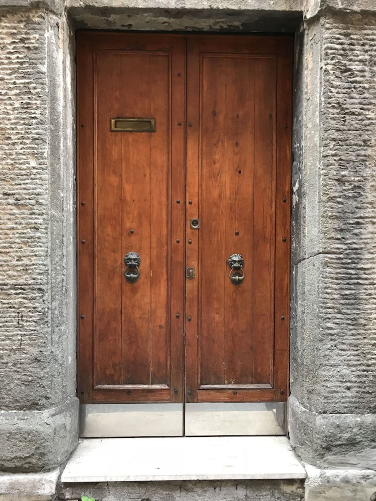 undefined Mia al Pantheon Luxury Suites