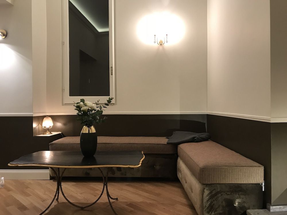undefined Mia al Pantheon Luxury Suites 2