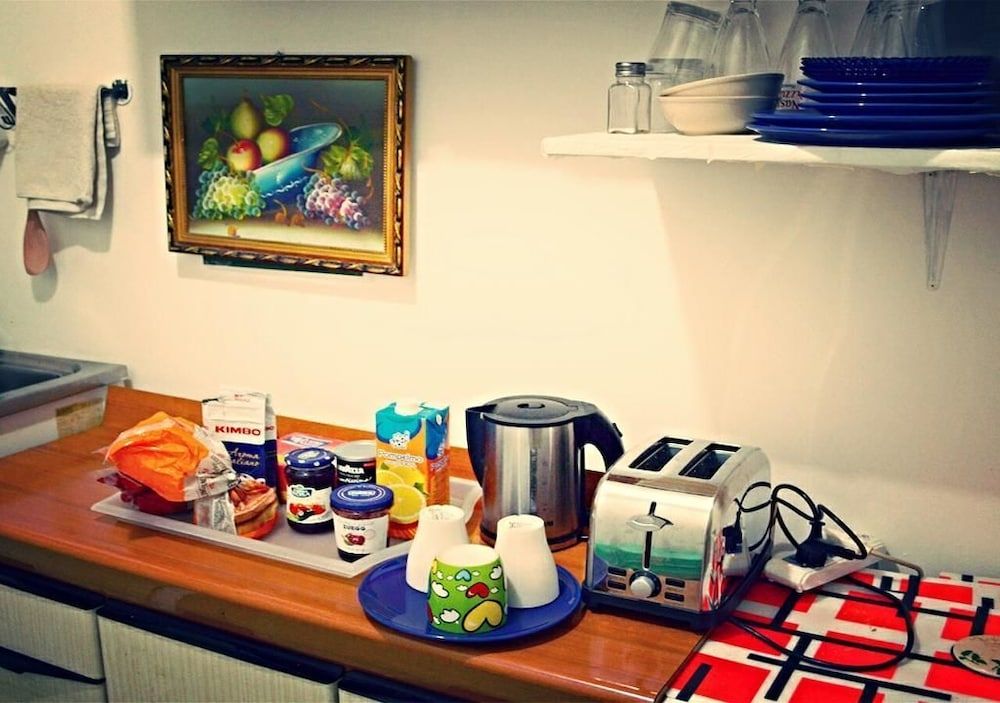 undefined Roman Place 3