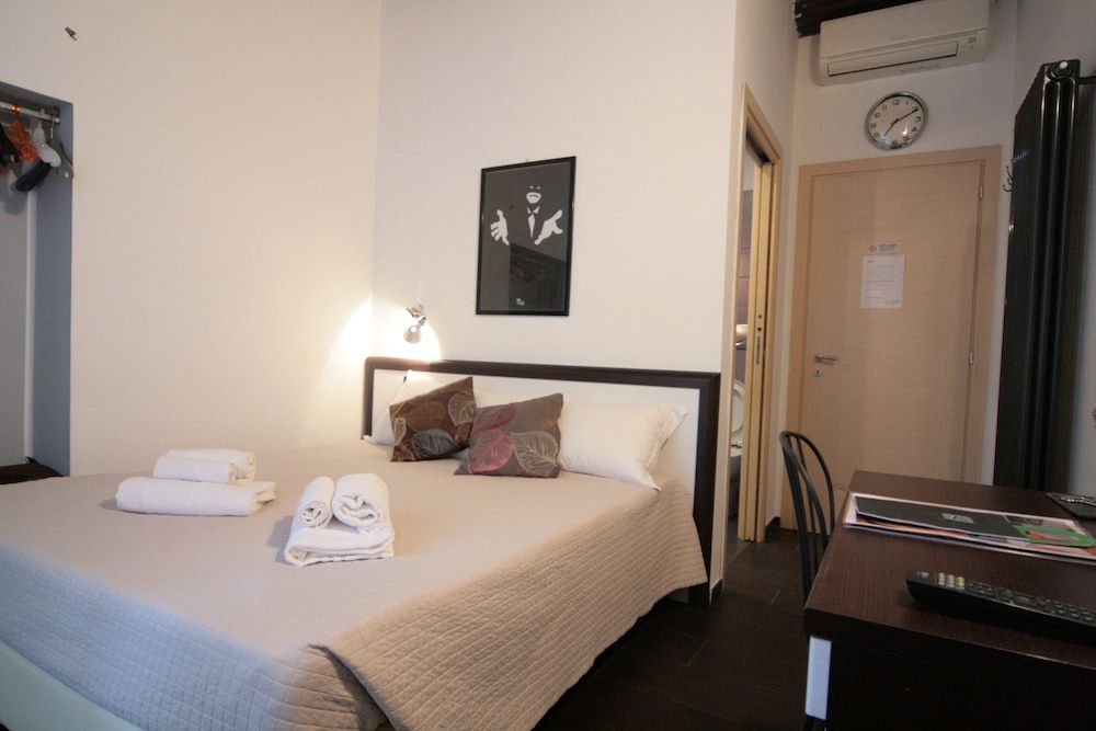 House Monti 1875 Luxury Double Room, 1 Queen Bed, City View 2