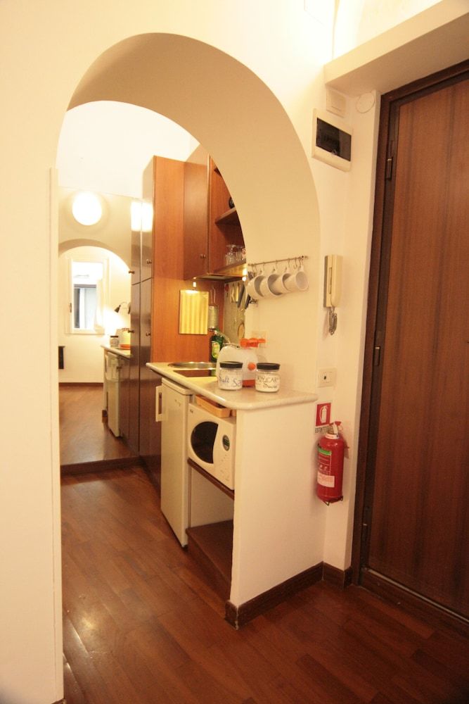 House Monti 1875 City Studio, Courtyard View (Via Leonina, 43) 17