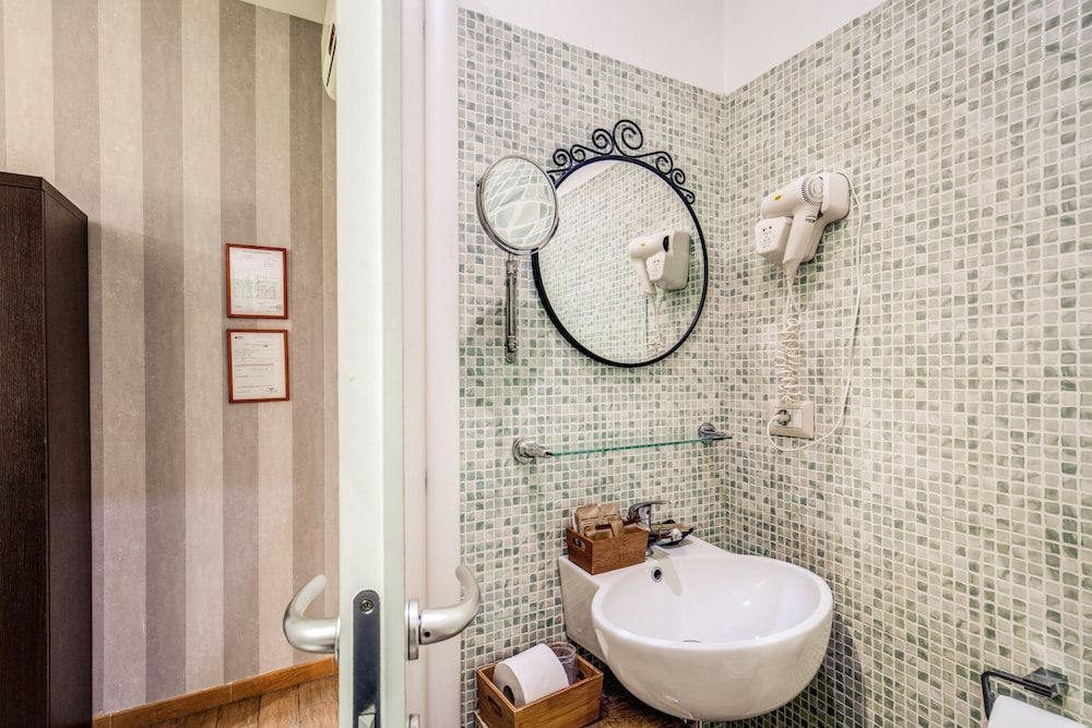 Santamaggiore Inn Standard Double or Twin Room 62