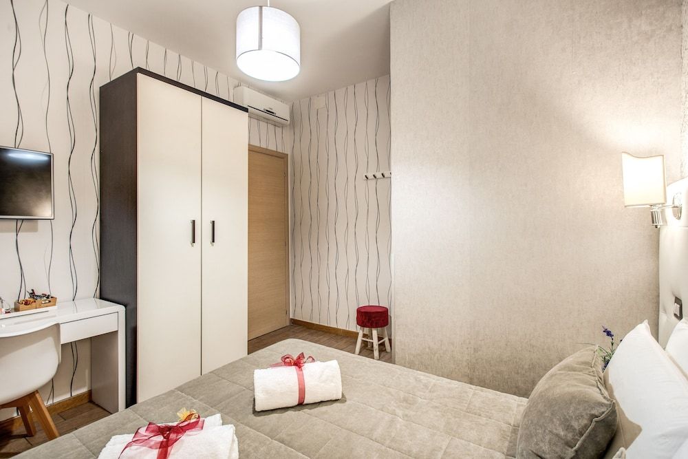 Santamaggiore Inn Standard Double or Twin Room 86