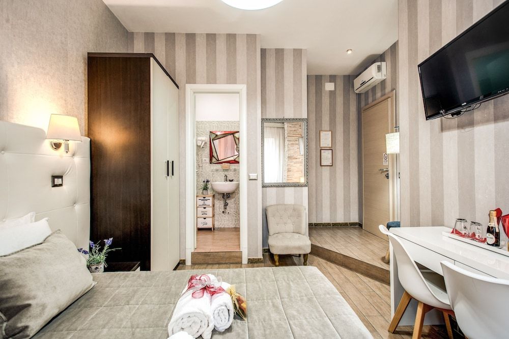 Santamaggiore Inn Standard Double or Twin Room 97