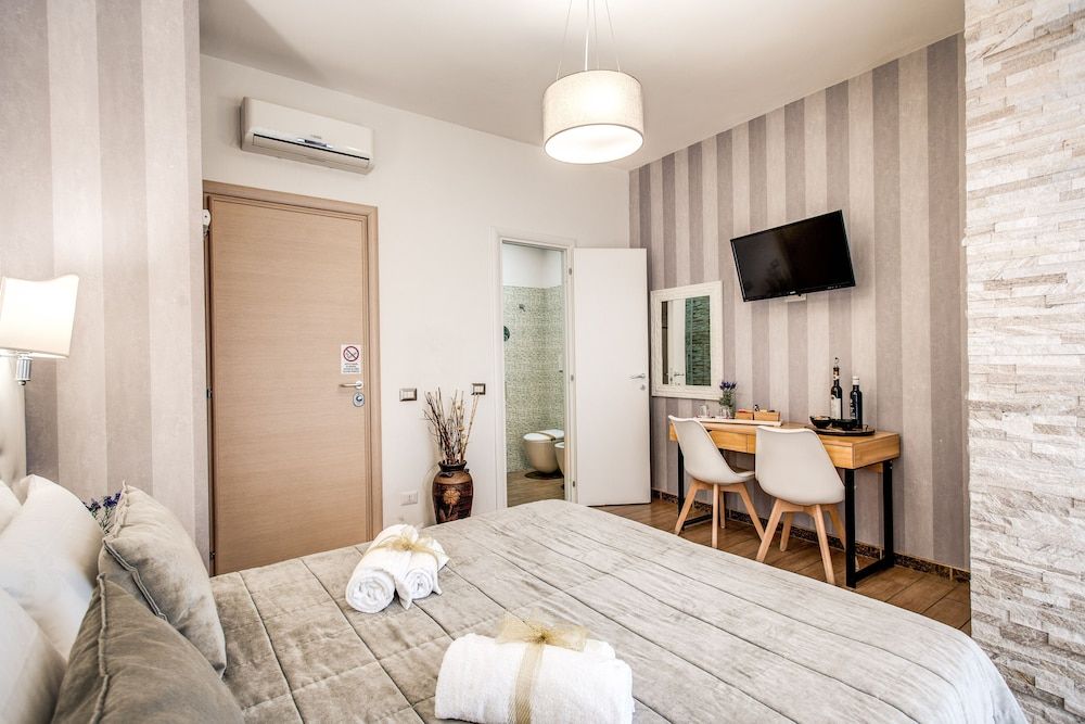 Santamaggiore Inn Standard Double or Twin Room 87