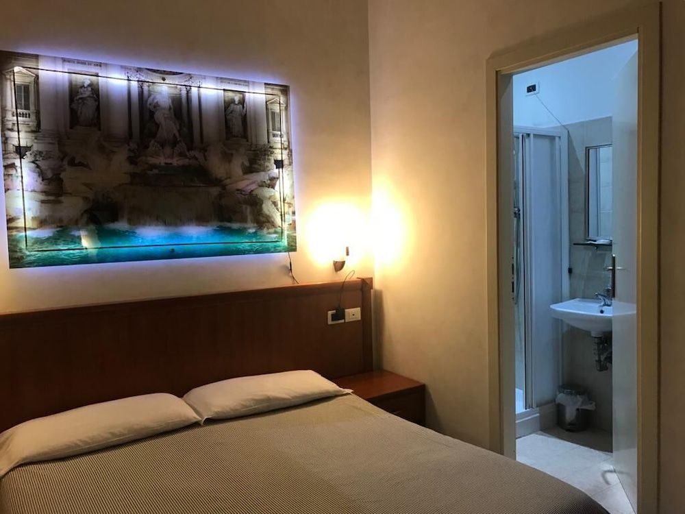 undefined Les Artes 9