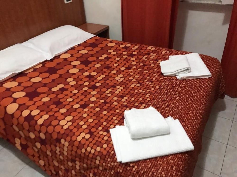 Les Artes Double Room 3